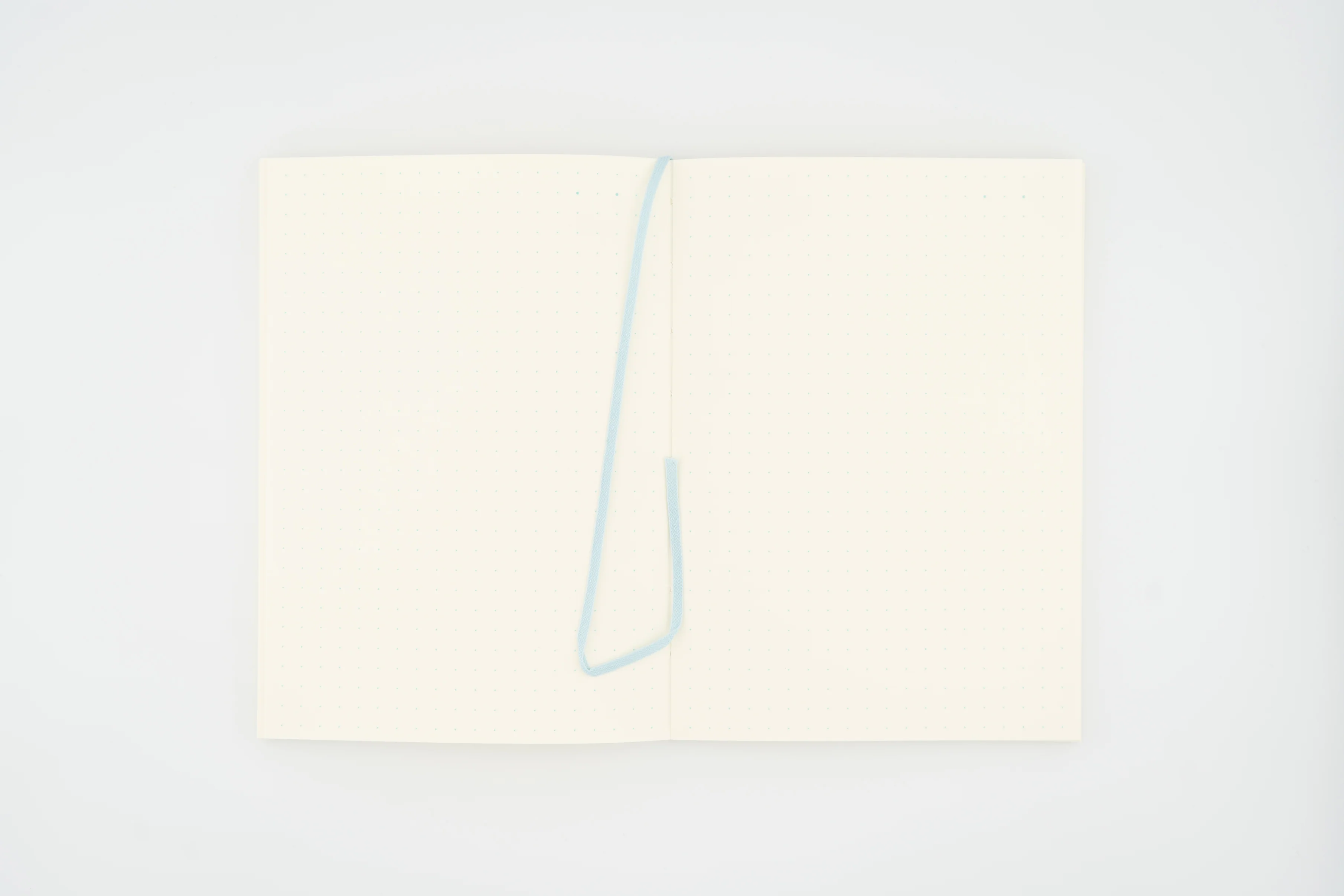 Midori Notebook A6 Dot Grid - Image 6