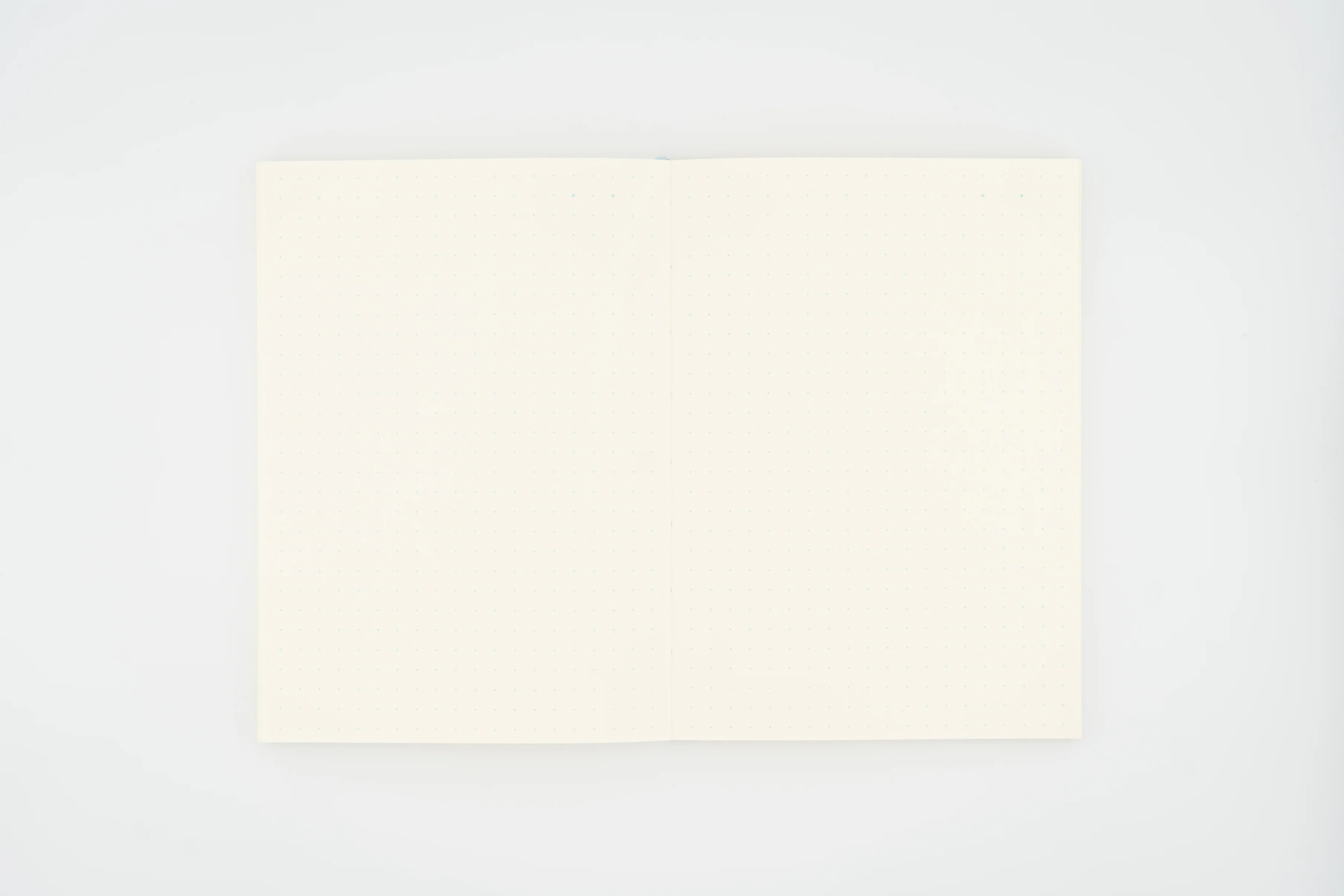 Midori Notebook A6 Dot Grid - Image 7