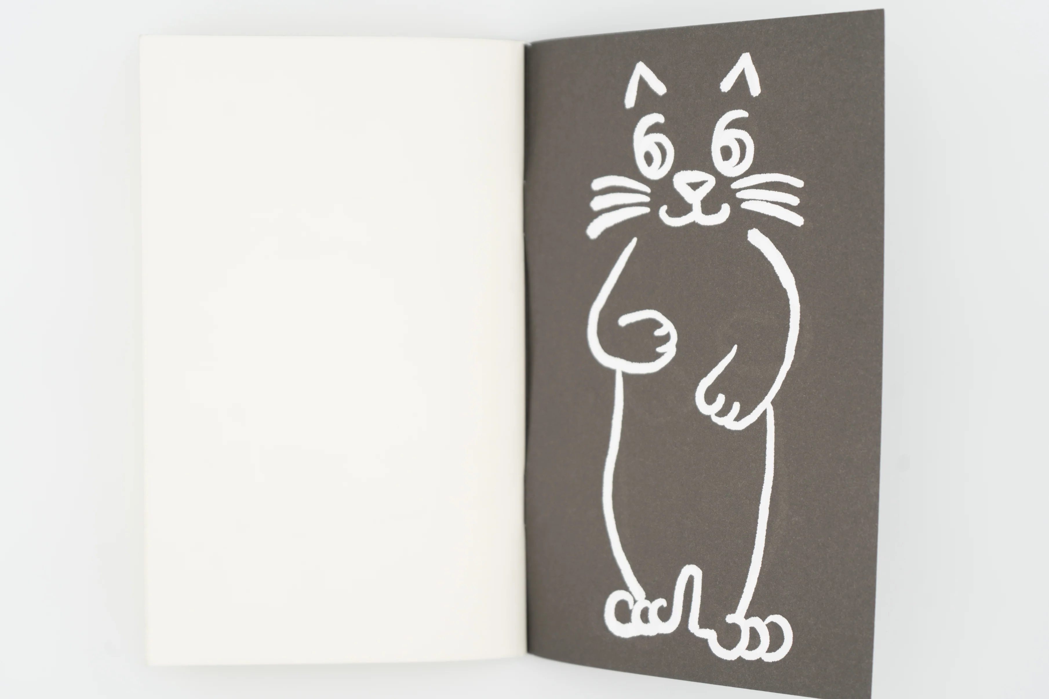 Rekko Cat Handy Drawing Notebook - Image 9
